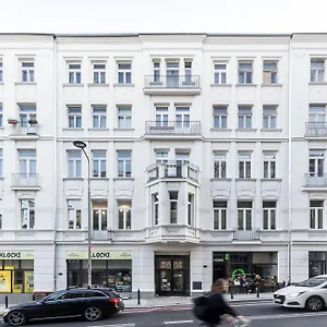 Ecru Glamorous Studio Near Metro Nowy Swiat Warszawa