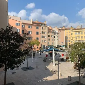 studio-4couchages-toulon-port-non-fumeur.fr-provencehotel.com/