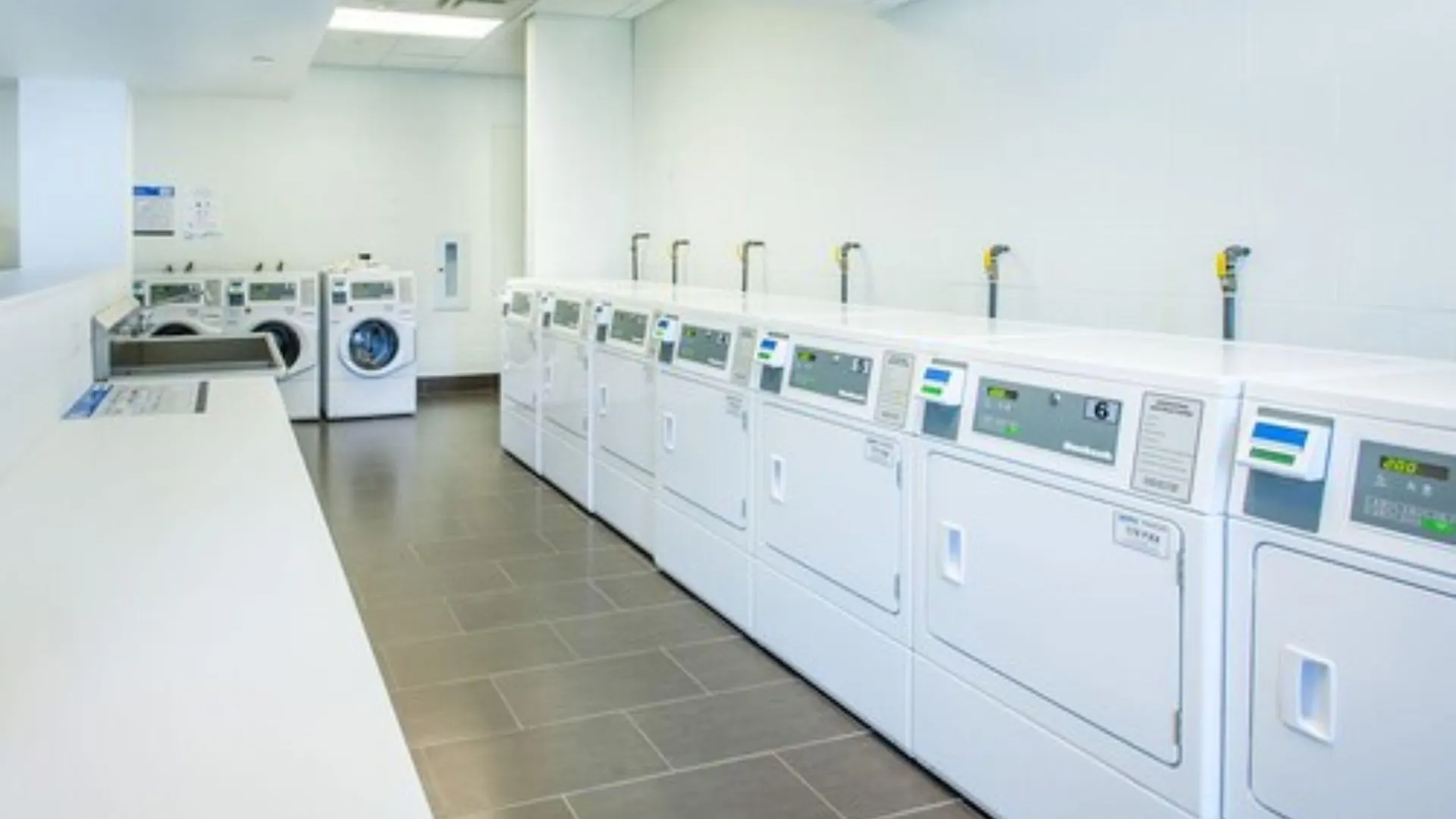 レジデンス＆カンファレンスセンター トロント ダウンタウンアパートメント